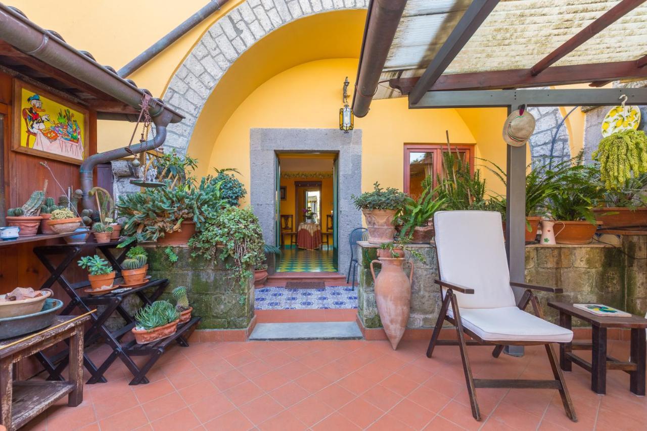 Orchid Corner Guesthouse Мета Экстерьер фото