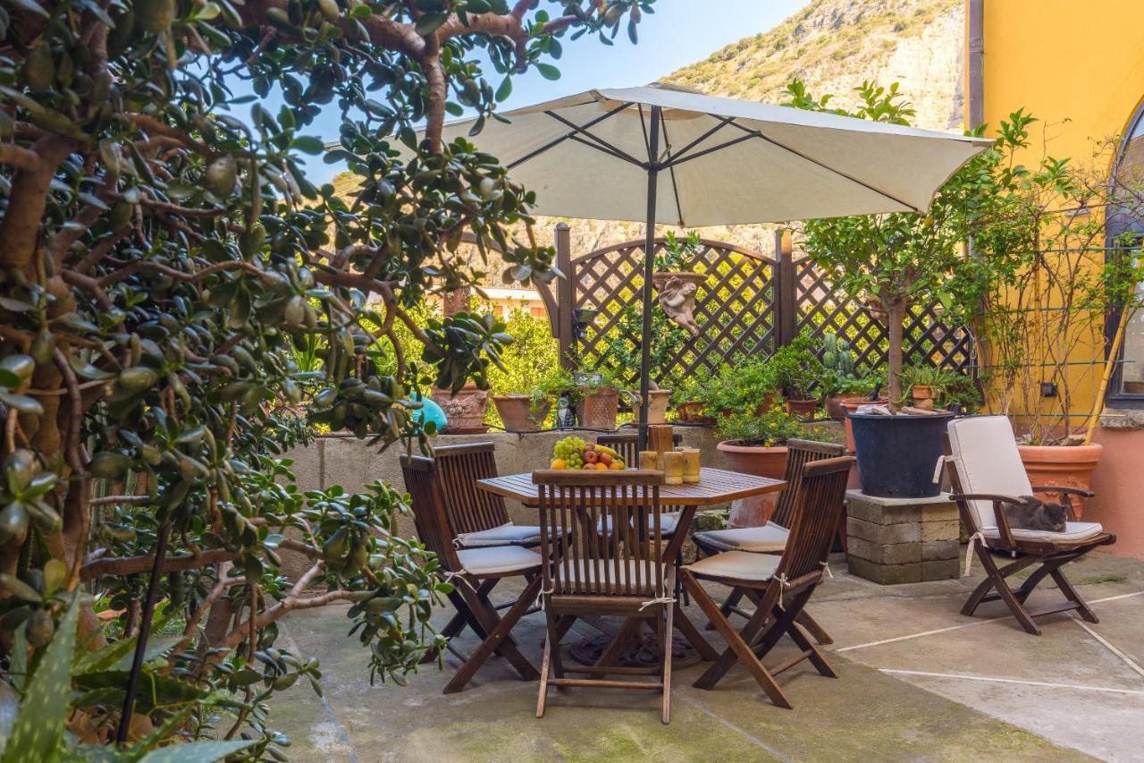 Orchid Corner Guesthouse Мета Экстерьер фото